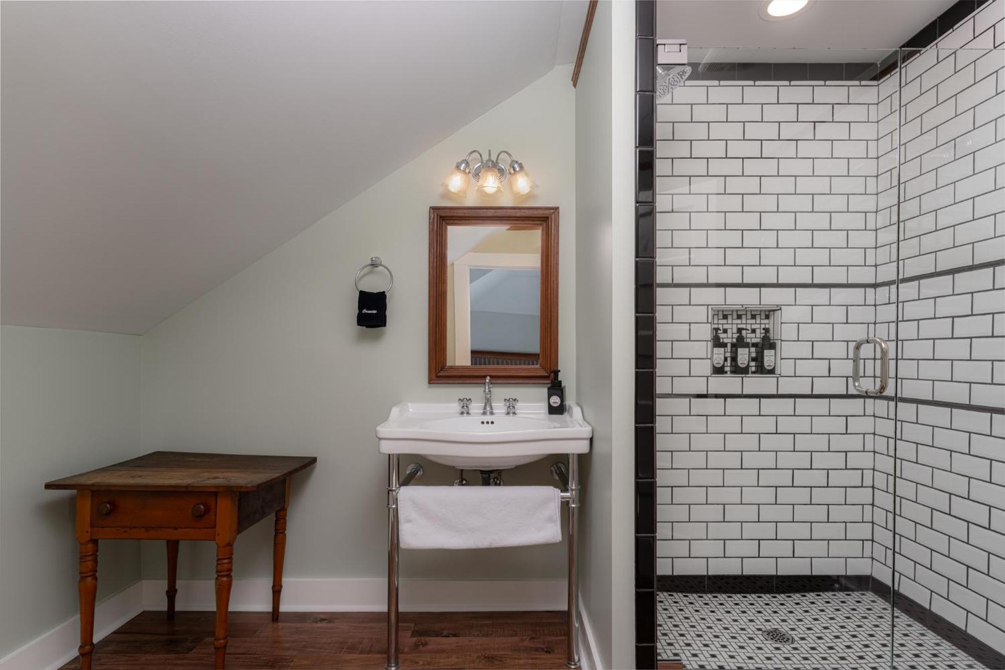 The Nuwray Hotel & Carriage House Burnsville المظهر الخارجي الصورة