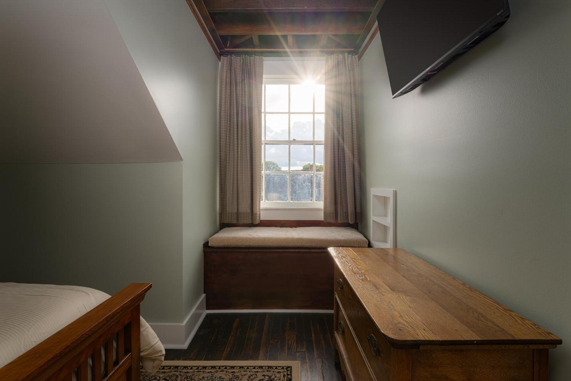 The Nuwray Hotel & Carriage House Burnsville المظهر الخارجي الصورة