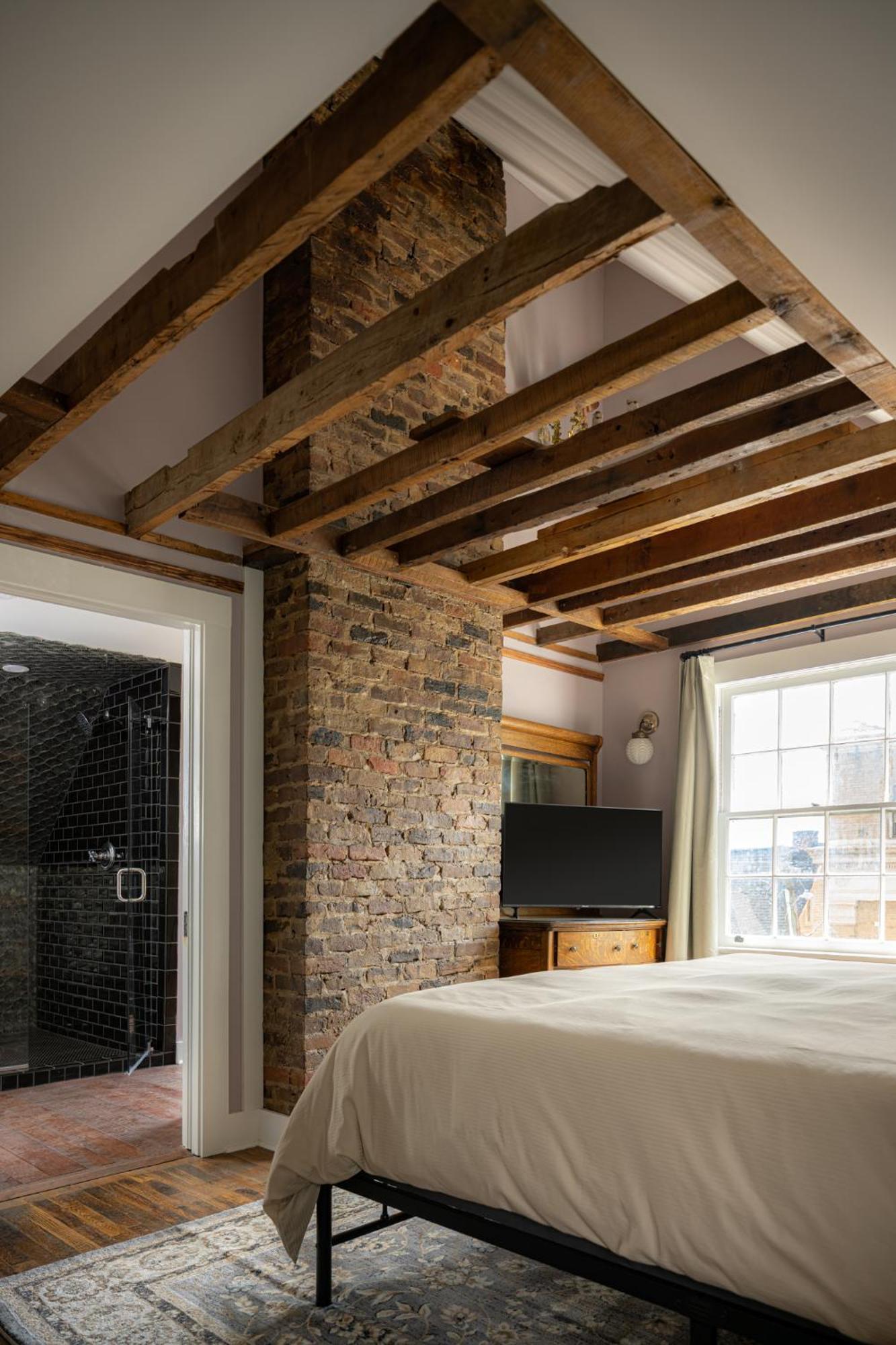 The Nuwray Hotel & Carriage House Burnsville المظهر الخارجي الصورة
