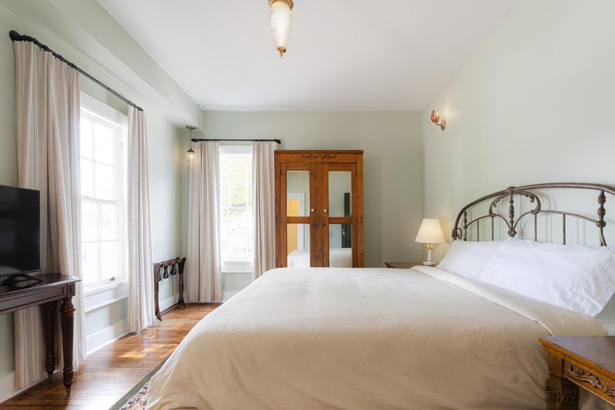 The Nuwray Hotel & Carriage House Burnsville المظهر الخارجي الصورة