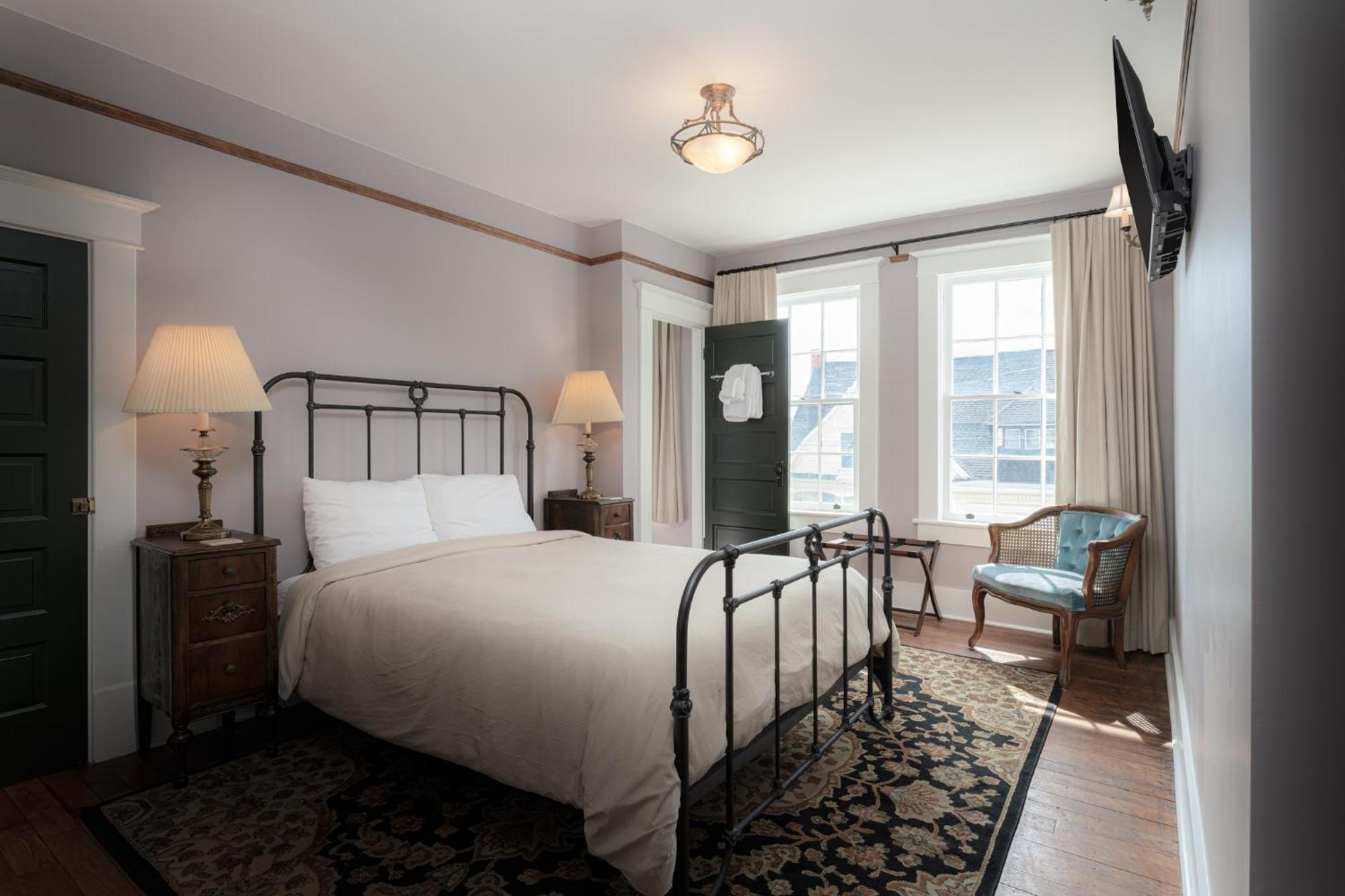 The Nuwray Hotel & Carriage House Burnsville المظهر الخارجي الصورة