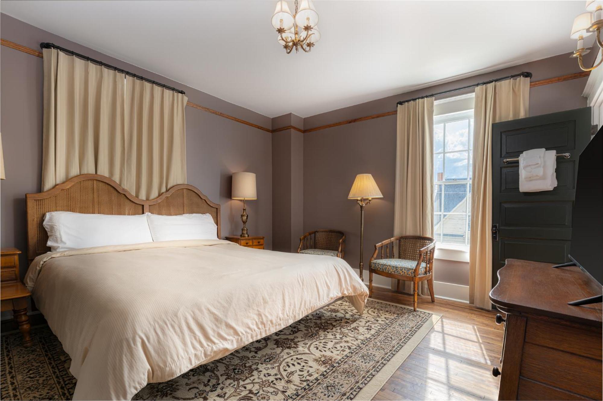 The Nuwray Hotel & Carriage House Burnsville المظهر الخارجي الصورة