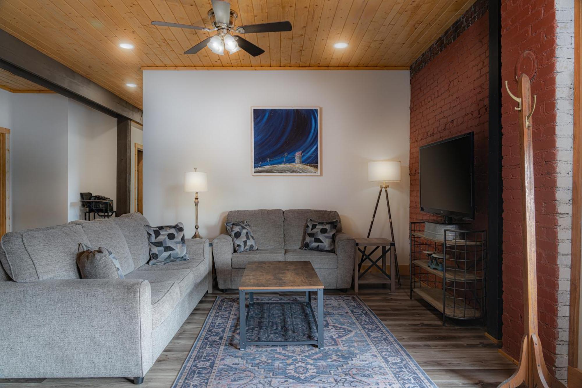 The Nuwray Hotel & Carriage House Burnsville المظهر الخارجي الصورة