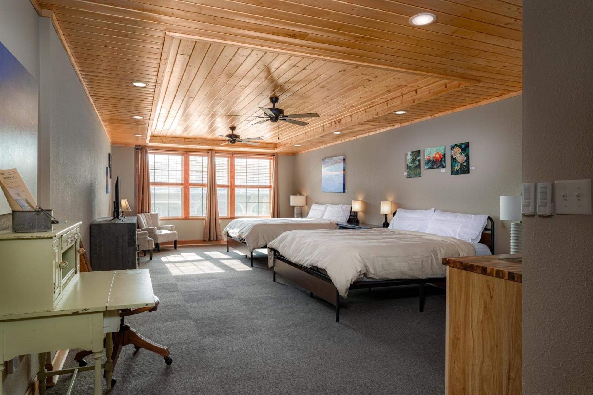 The Nuwray Hotel & Carriage House Burnsville المظهر الخارجي الصورة
